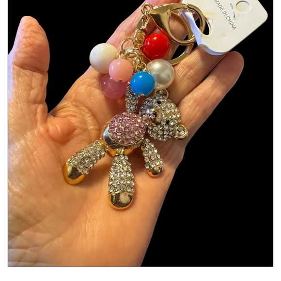 NEW CUTE BEAR AND BALLOONS KEY CHAIN - Picture 14 of 14